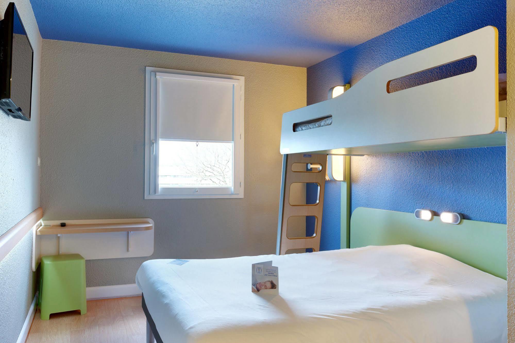 Ibis Budget La Roche Sur Yon Vendespace Mouilleron-le-Captif Екстер'єр фото