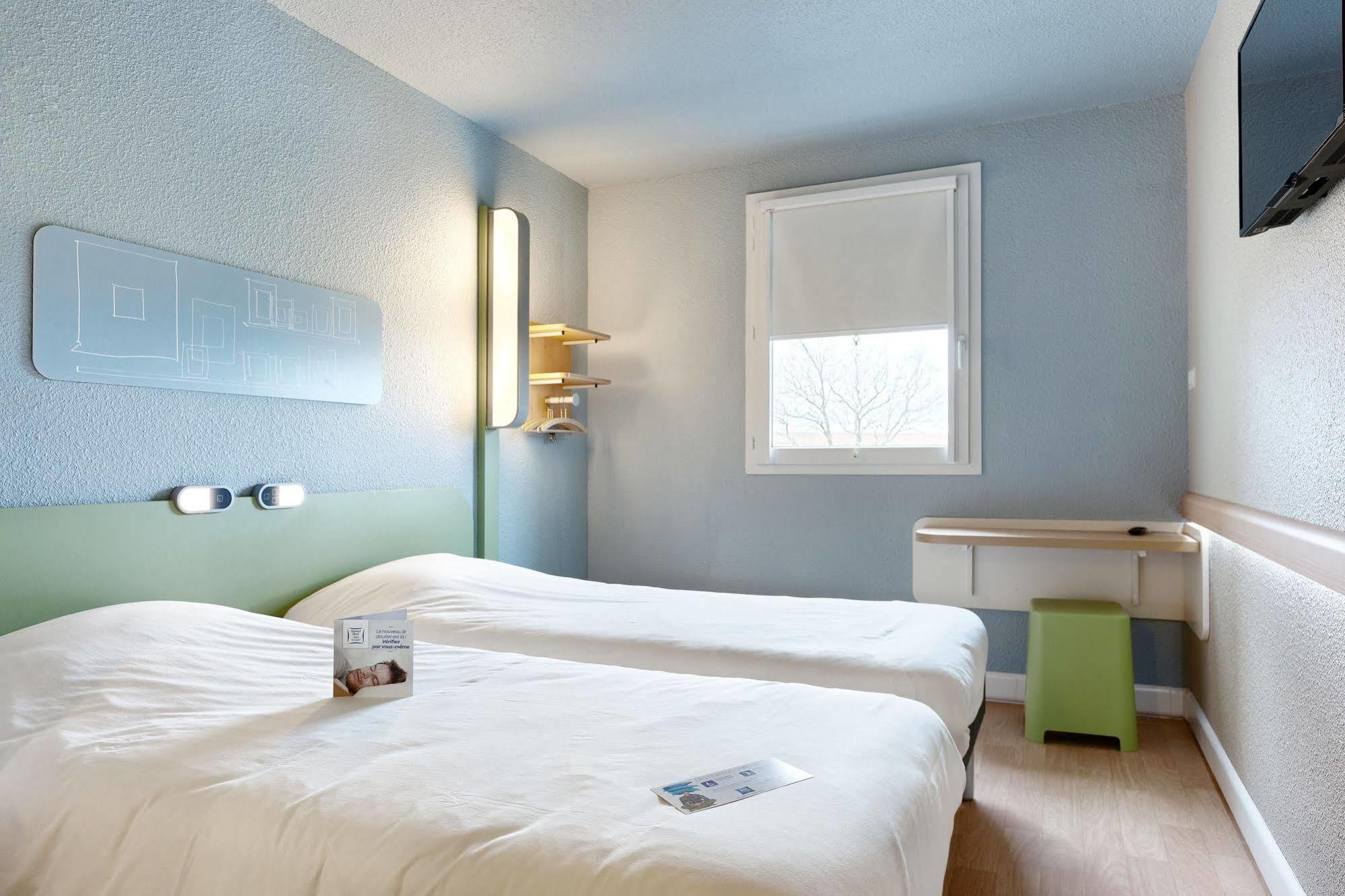 Ibis Budget La Roche Sur Yon Vendespace Mouilleron-le-Captif Екстер'єр фото